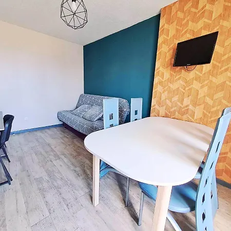 Studio Centre Pradines 2 *